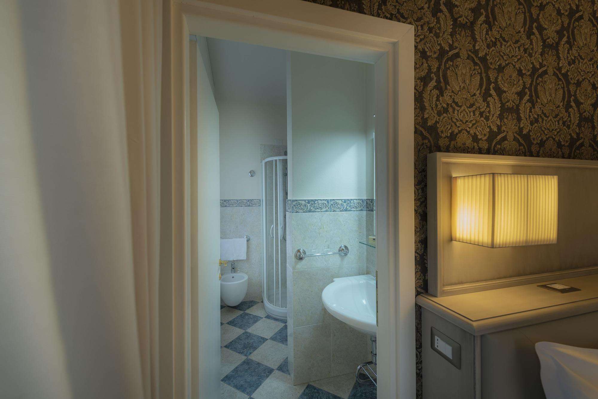 Villa Elda Boutique Hotel Сиена Екстериор снимка