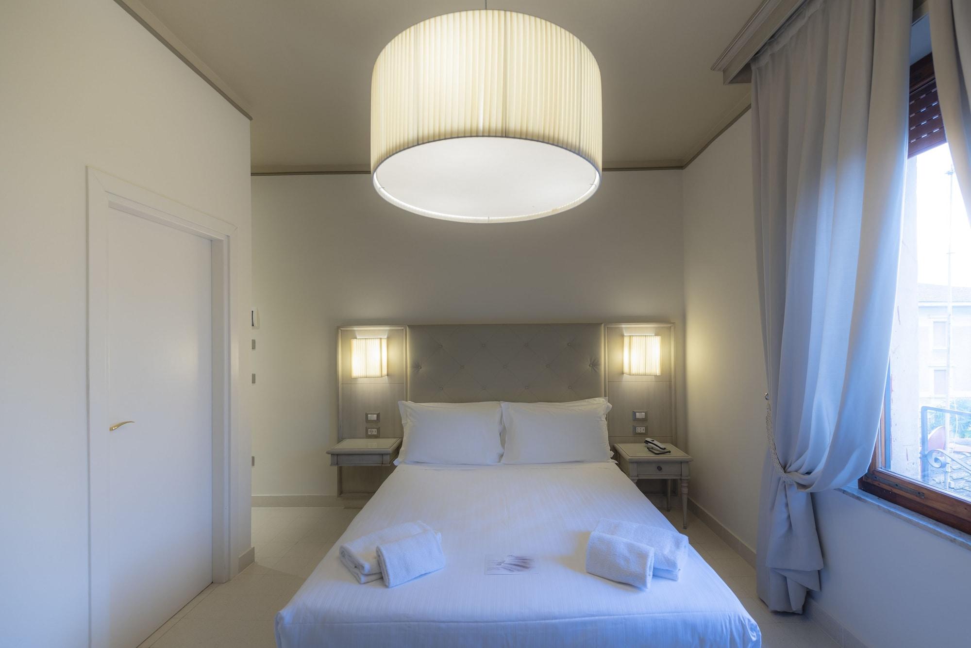 Villa Elda Boutique Hotel Сиена Екстериор снимка