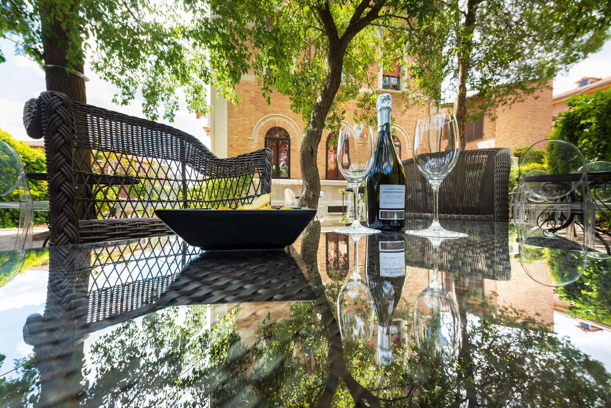 Villa Elda Boutique Hotel Сиена Екстериор снимка