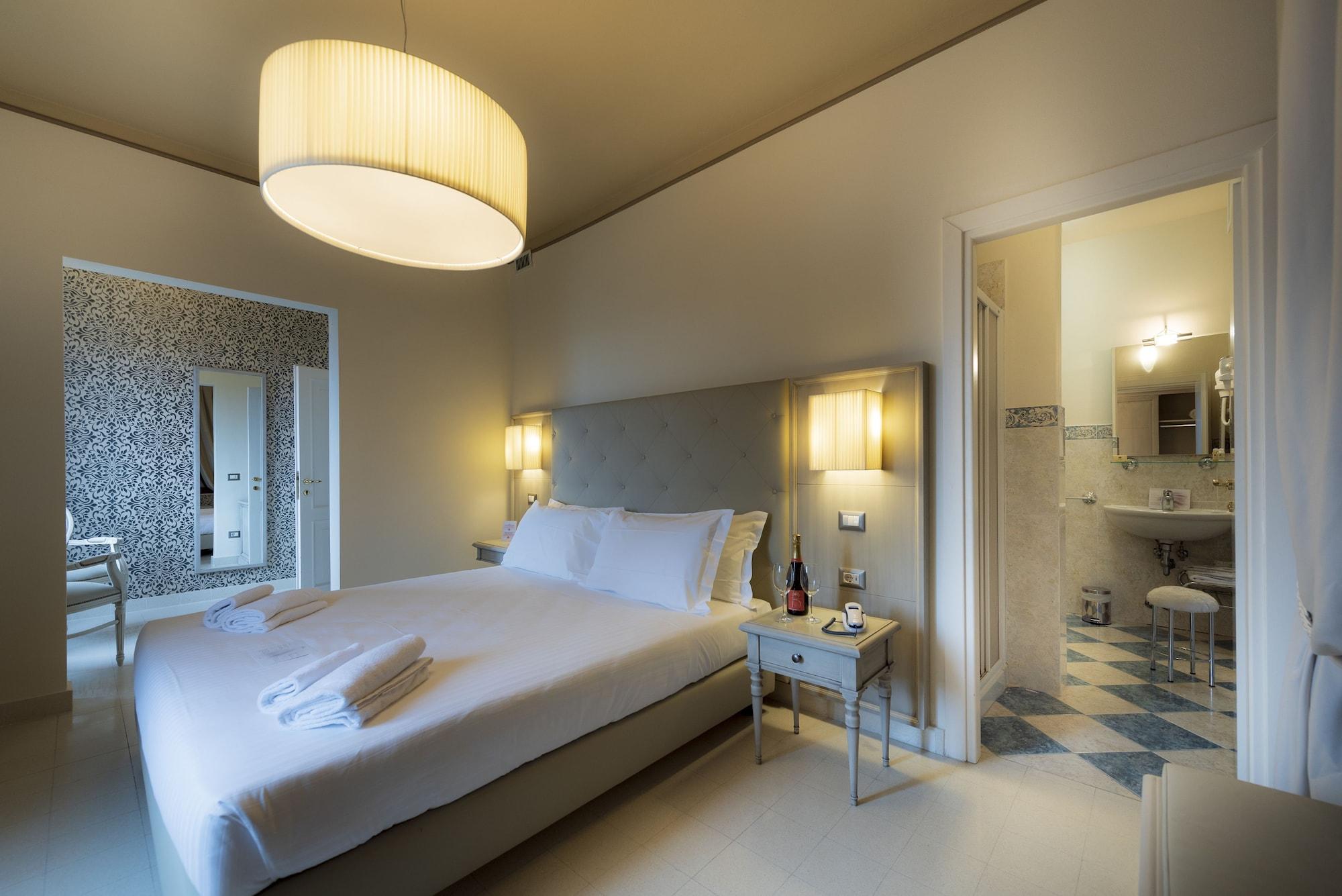 Villa Elda Boutique Hotel Сиена Екстериор снимка