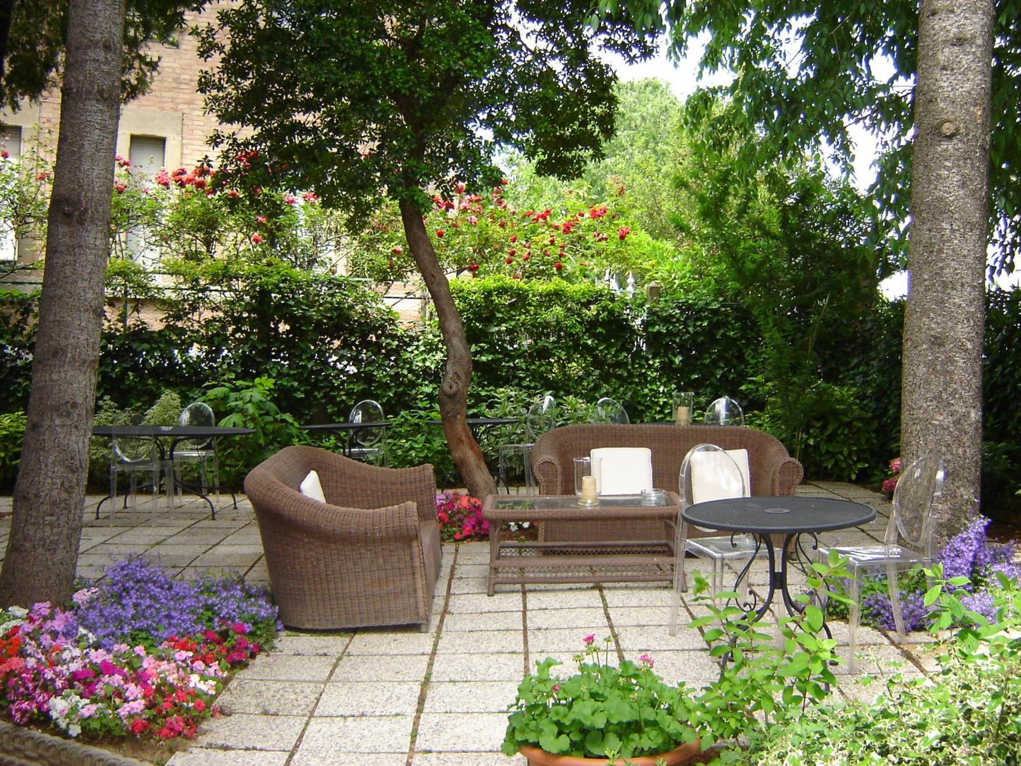 Villa Elda Boutique Hotel Сиена Екстериор снимка