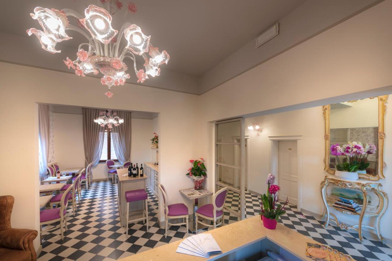 Villa Elda Boutique Hotel Сиена Екстериор снимка